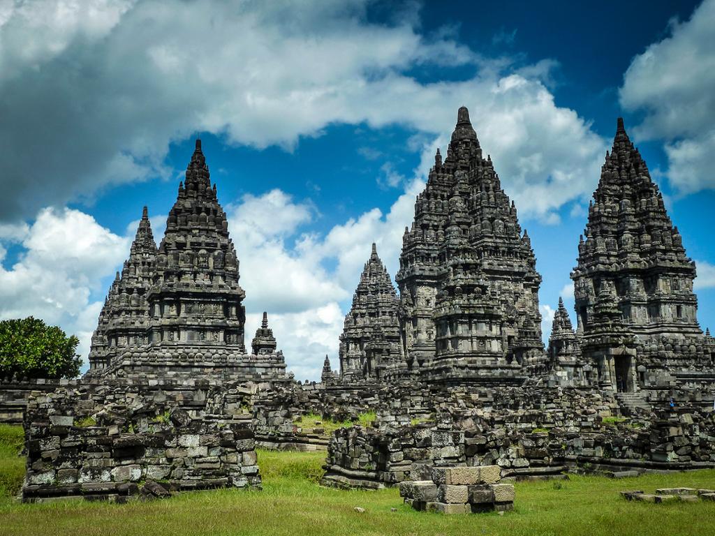 paysage-indonesie-temples